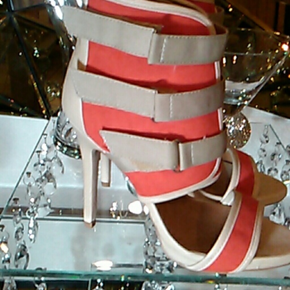 Heels - Picture 3 of 8